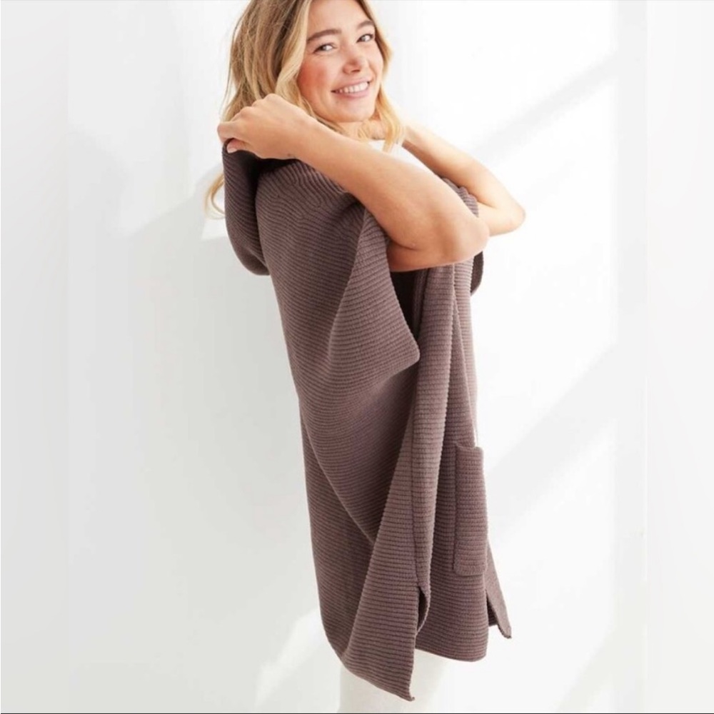 American Eagle Hooded Sweater Poncho - NWT